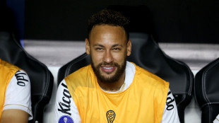 Neymar elude domande sul ritiro, suo padre lo esclude