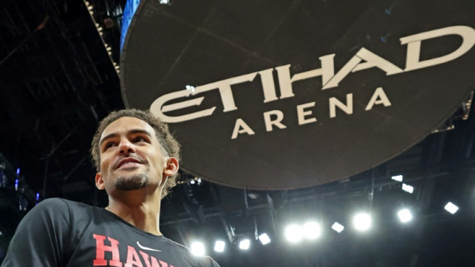 Showtime as Hawks face Bucks in NBA's Gulf debut