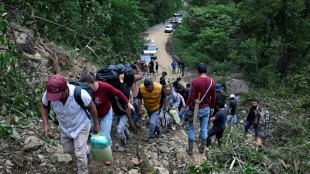 Survivors in flood-hit Mexico need food, fear more landslides