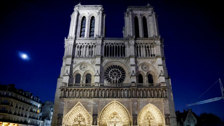 "Magique": Notre-Dame accueille ses premi&egrave;res messes de No&euml;l depuis l'incendie 
