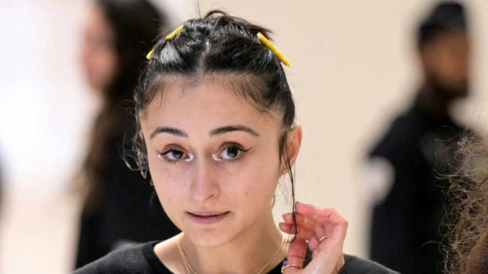 Plainte de Charlotte Arnould auprès de l'Ordre des avocats contre le conseil de Depardieu