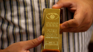Los aranceles y los temores geopol&iacute;ticos impulsan el precio del oro por encima de los 3.000 d&oacute;lares