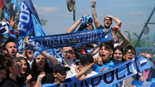Naples ivre de joie apr&egrave;s son 3e titre de champion d'Italie