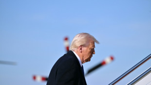 Trump prev&eacute; imponer aranceles a los coches importados a EEUU "en torno al 2 de abril"