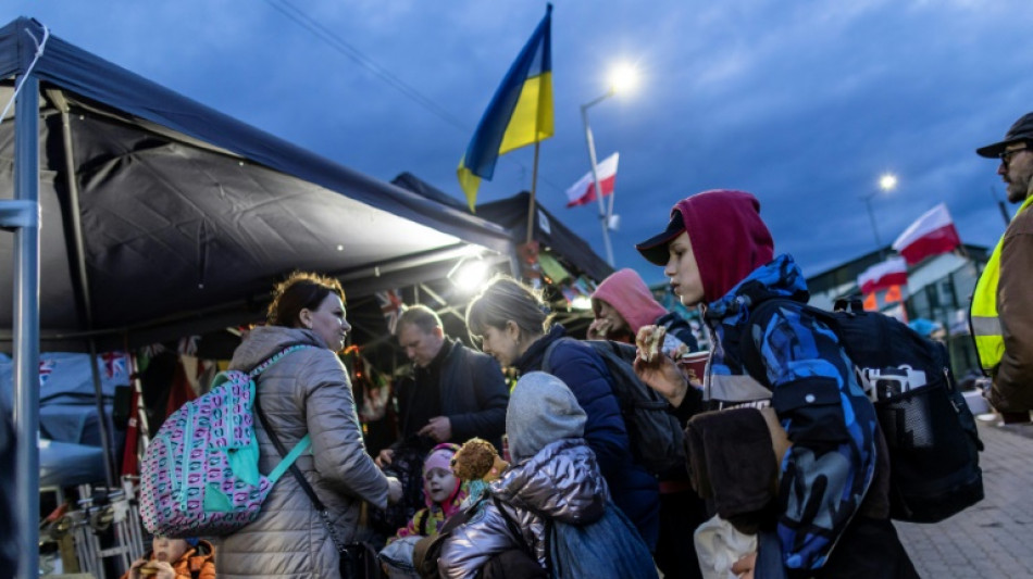 Another 35,000 flee Ukraine in 24 hours: UN