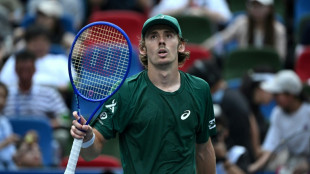 De Minaur, Rinderknech through to Shanghai quarter-finals