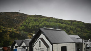 Sur une &icirc;le &eacute;cossaise, les difficult&eacute;s d'une distillerie aggravent la crainte du d&eacute;peuplement