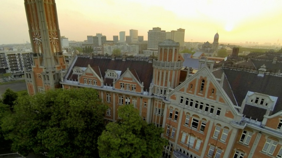 Municipales 2026: &agrave; Lille, six candidats face-&agrave;-face se disputent l'apr&egrave;s-Aubry