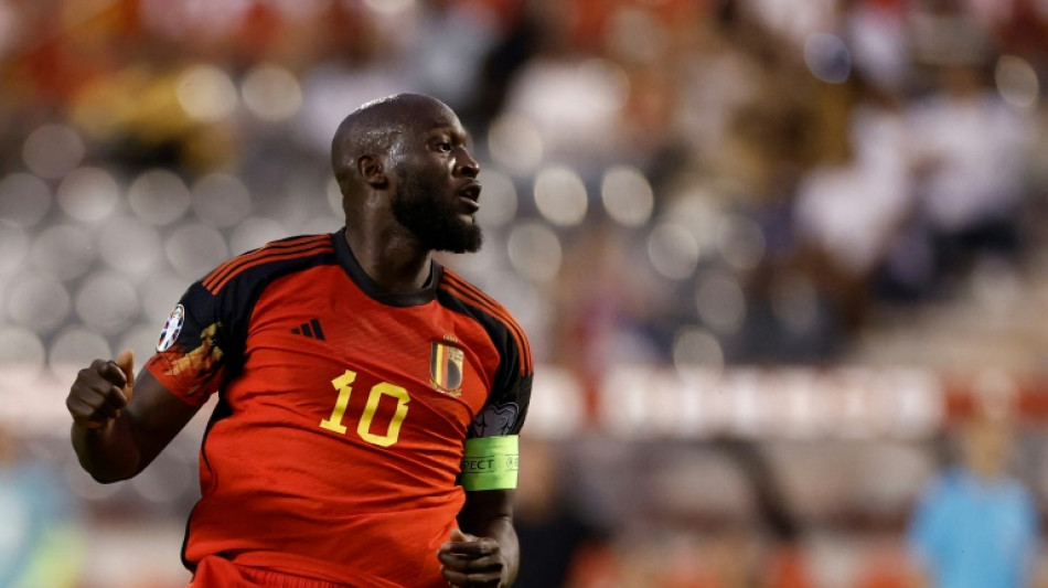 Roma chega a acordo com Chelsea para ter Lukaku por empr&eacute;stimo, diz jornal