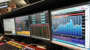 Borsa: Milano si porta in parit&agrave;, sprint di Leonardo e Unipol