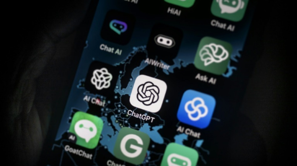 Poll finds public turning to AI bots for news updates