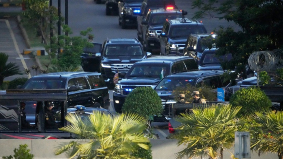 Trump ordena bloqueio naval do Estreito de Ormuz ap&oacute;s fracasso das negocia&ccedil;&otilde;es com Ir&atilde;