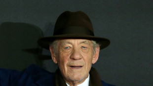 L'acteur Ian McKellen, 85 ans, chute en pleine repr&eacute;sentation th&eacute;&acirc;trale &agrave; Londres