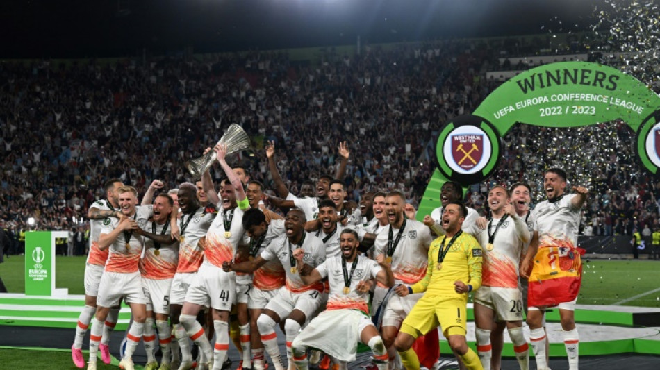 West Ham vence Fiorentina por 2 a 1 e conquista Liga Confer&ecirc;ncia