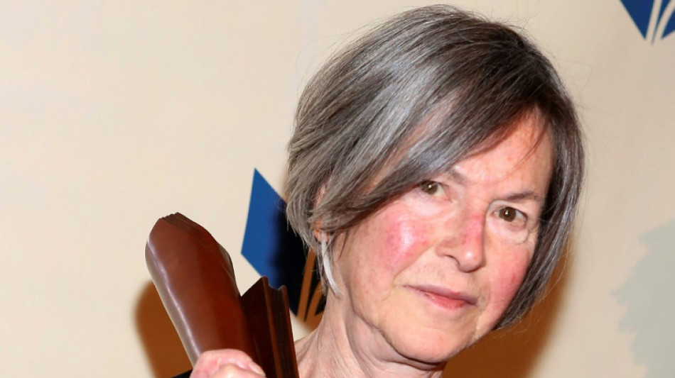 Morre a poetisa americana Louise Gl&uuml;ck, Nobel de Literatura em 2020