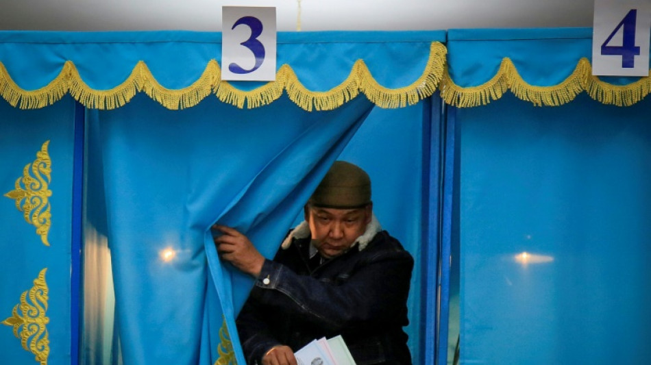 Elections l&eacute;gislatives au Kazakhstan sur fond de timide ouverture d&eacute;mocratique