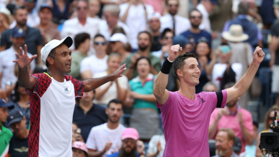 Black armband for Britain's US Open doubles champion