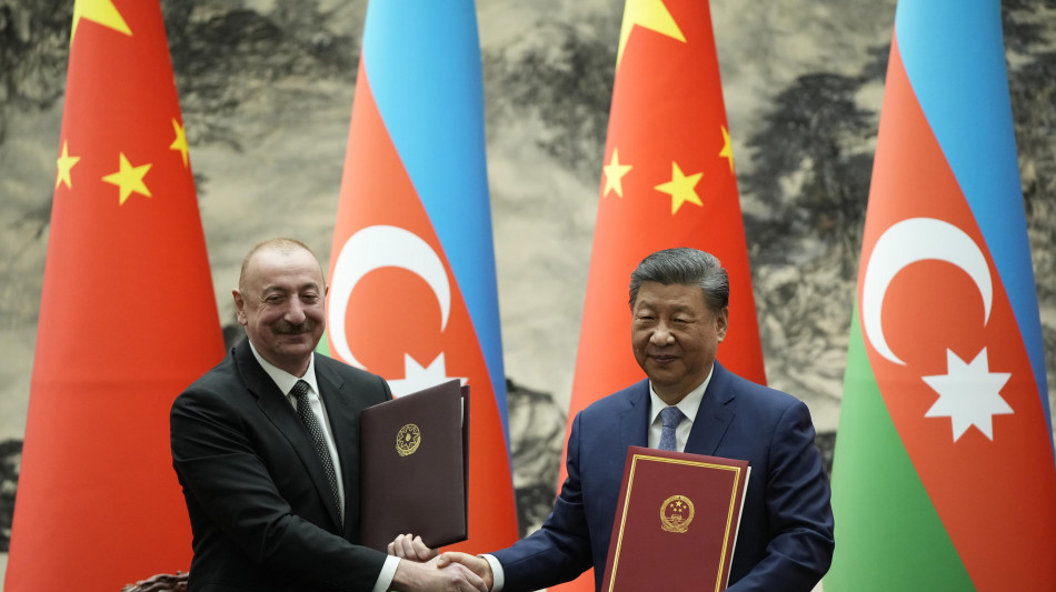 Xi, 'da guerre tariffarie danni a commercio multilaterale'