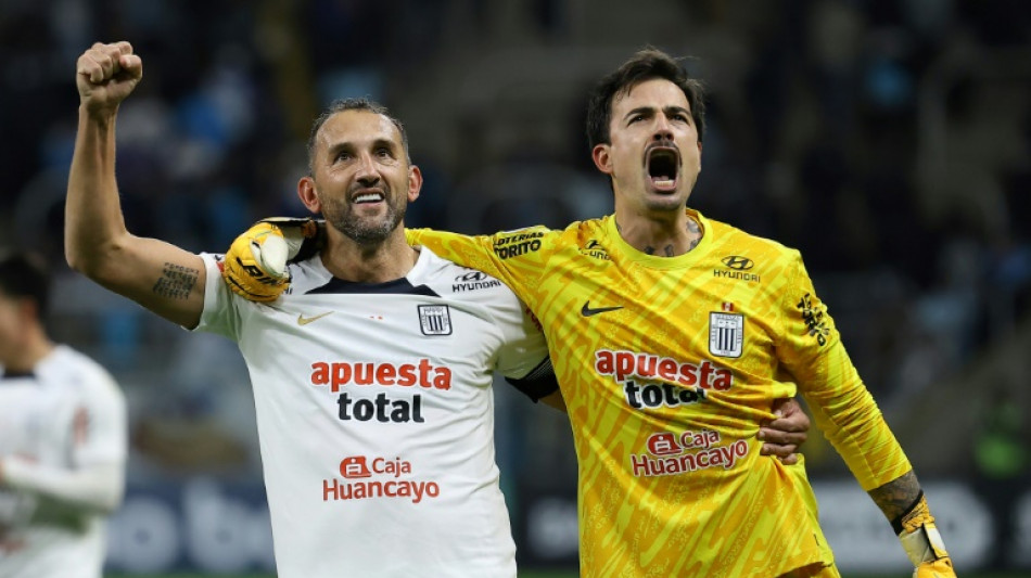 Grêmio cede empate no fim contra Alianza Lima e é eliminado da Sul-Americana