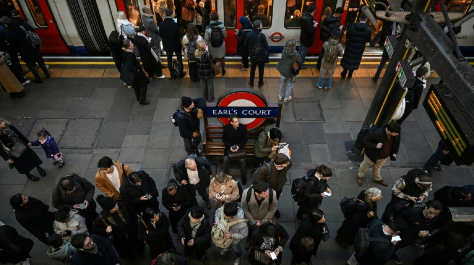 La econom&iacute;a brit&aacute;nica repunta m&aacute;s de lo esperado en noviembre