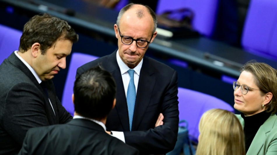 Merz verteidigt im Bundestag seinen Kurs - und bittet um Geduld