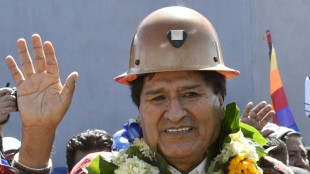 Evo Morales desaf&iacute;a la prohibici&oacute;n legal y anuncia su candidatura presidencial en Bolivia