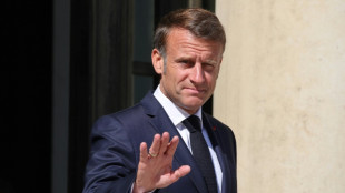 Macron attendu à Roquefort sur fond de guerre commerciale avec Trump