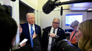 Ukraine: Zelensky re&ccedil;oit l'&eacute;missaire am&eacute;ricain, Trump enfonce le clou