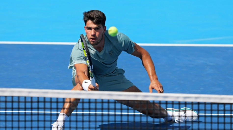 Alcaraz defies sweltering conditions in Cincinnati win