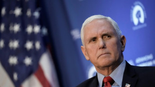 L'ancien vice-pr&eacute;sident Pence dit qu'il n'aurait pas pu inverser l'&eacute;lection am&eacute;ricaine