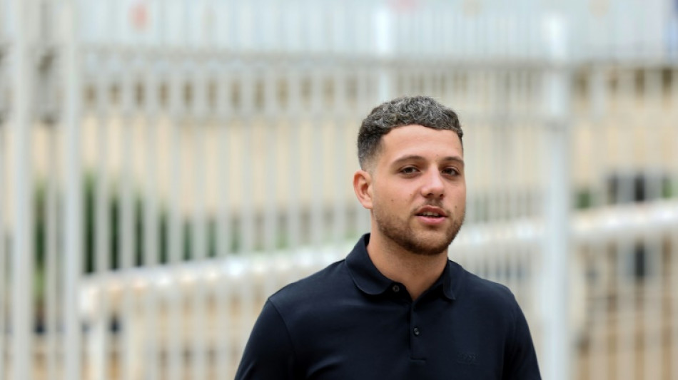 Le rappeur PLK condamn&eacute; &agrave; un an de prison pour un coup de poing sur un policier