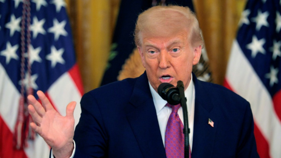 Trump assure qu'il va mettre fin &agrave; la politique en faveur des voitures &eacute;lectriques en Californie