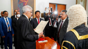 Sri Lanka : le pr&eacute;sident Wickremesinghe investi, en qu&ecirc;te d'un gouvernement d'unit&eacute;