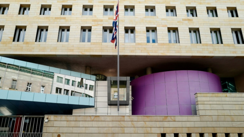 Britischer Botschaftsmitarbeiter wegen Spionageverdachts an London ausgeliefert