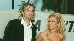 Disney+ se abre sin tapujos al sexo, la pol&iacute;tica o la m&uacute;sica punk