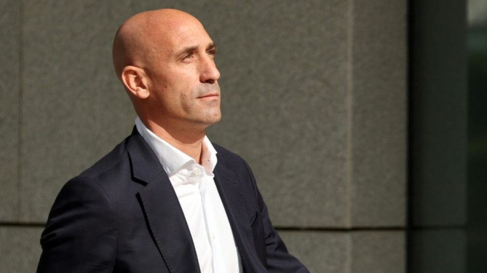 Ex-presidente da Federa&ccedil;&atilde;o Espanhola &eacute; detido ao retornar &agrave; Espanha