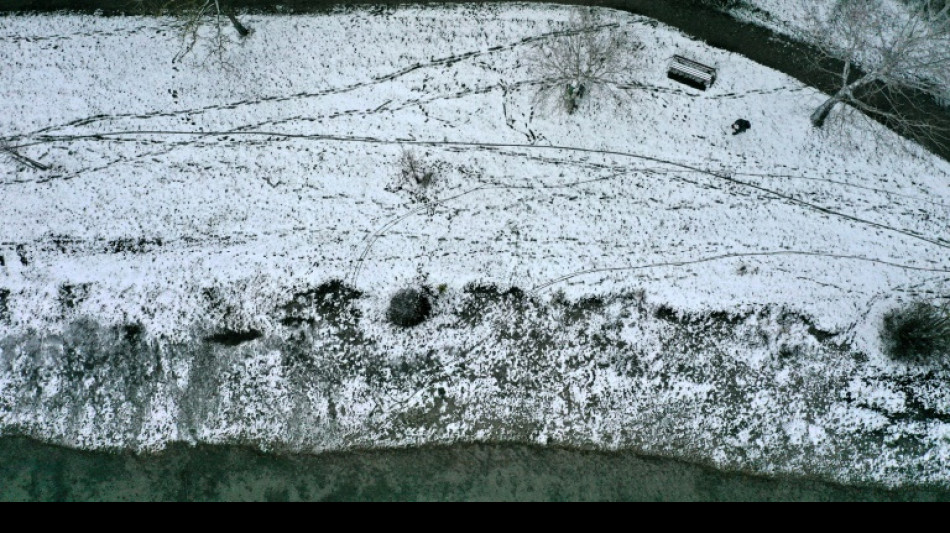 Wintereinbruch sorgt f&uuml;r Chaos in Hessen: Stra&szlig;en gesperrt und Kinder gestrandet