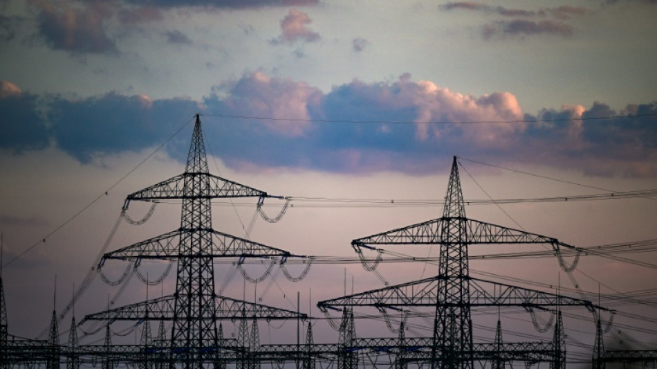 Gewerkschaften fordern verg&uuml;nstigten Strom f&uuml;r energieintensive Branchen
