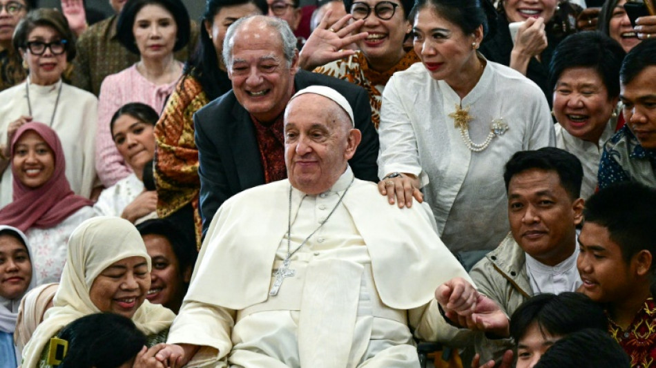Le pape attendu &agrave; la mosqu&eacute;e de Jakarta pour une rencontre interreligieuse