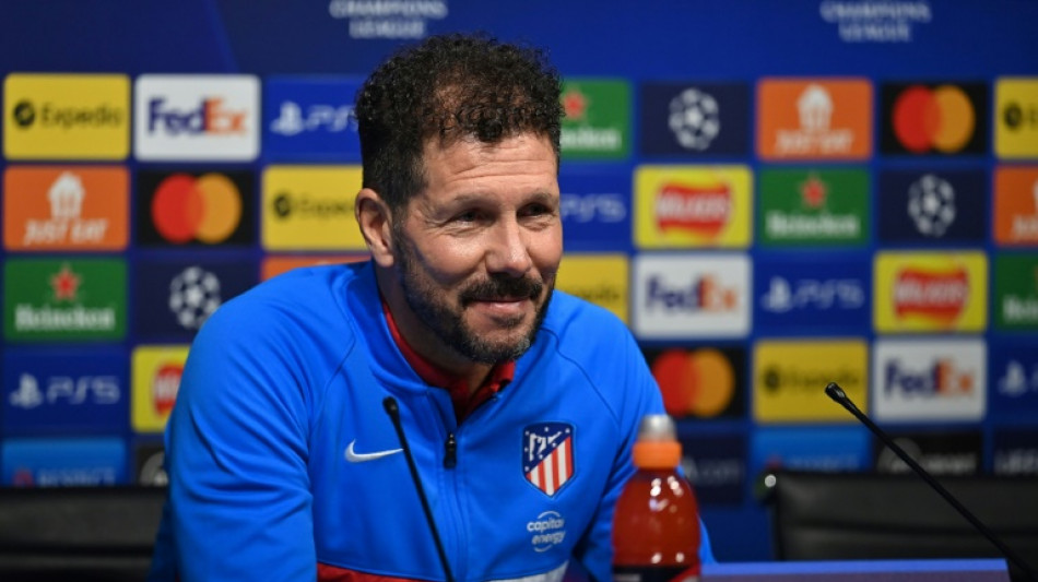 Manchester City have better players than us, says Simeone 