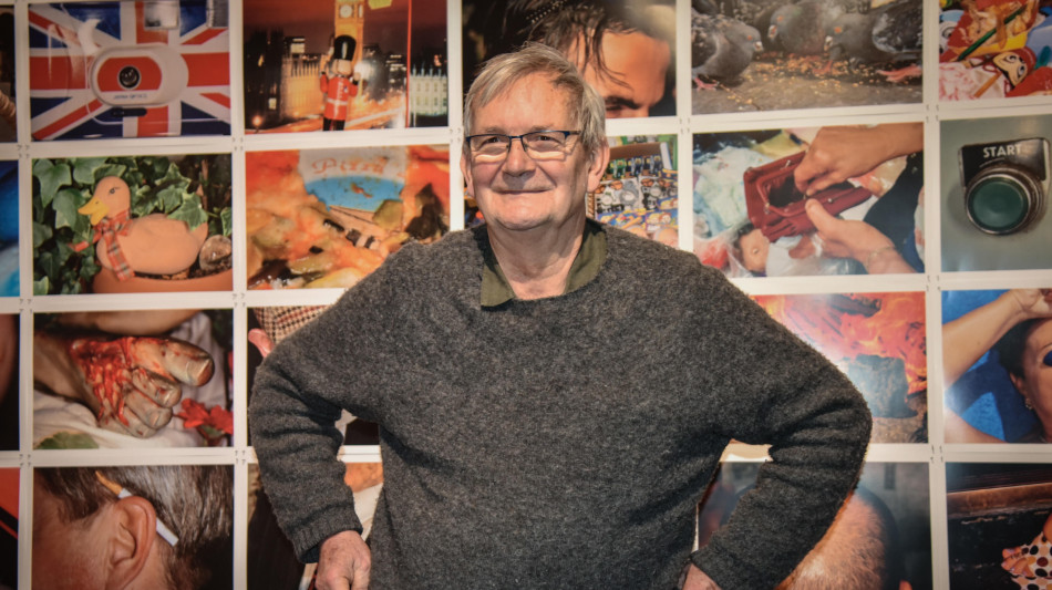 È morto il grande fotografo inglese Martin Parr