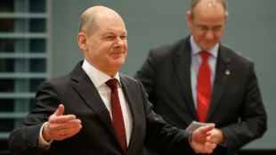 Scholz l&auml;dt zum Auto-Gipfel im Bundeskanzleramt 