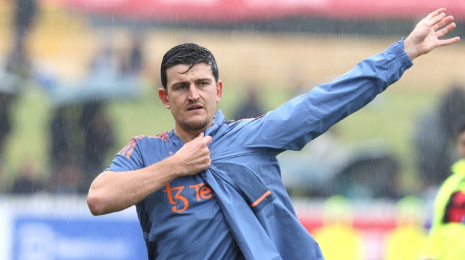 Ten Hag tells Maguire to win over critics, wants new players