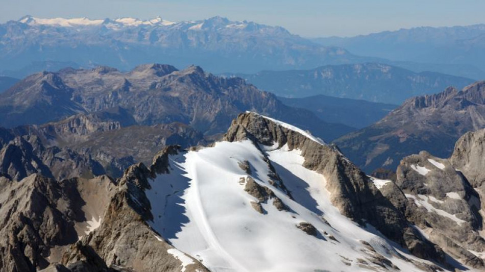 Ghiacciai delle Dolomiti oltre la linea di non ritorno