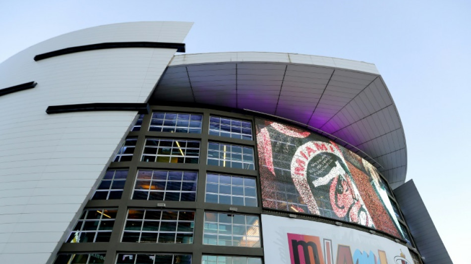 Sports world tries to sidestep collapse of sponsor FTX 