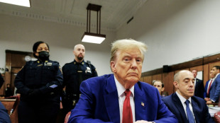 Trump condamn&eacute; pour outrage, menac&eacute; d'"incarc&eacute;ration" &agrave; son proc&egrave;s &agrave; New York