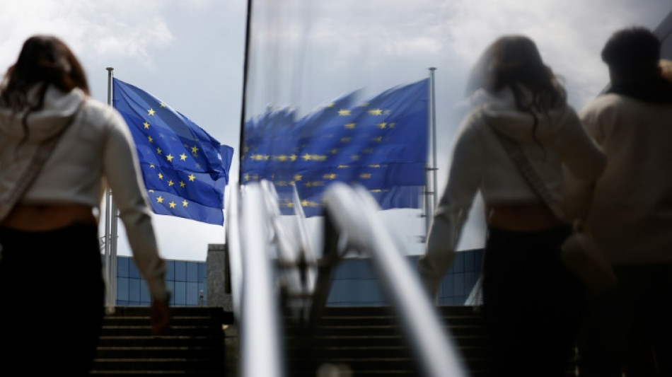 Verbrauchersch&uuml;tzer prangern Verst&ouml;&szlig;e gro&szlig;er Digitalkonzerne gegen EU-Recht an