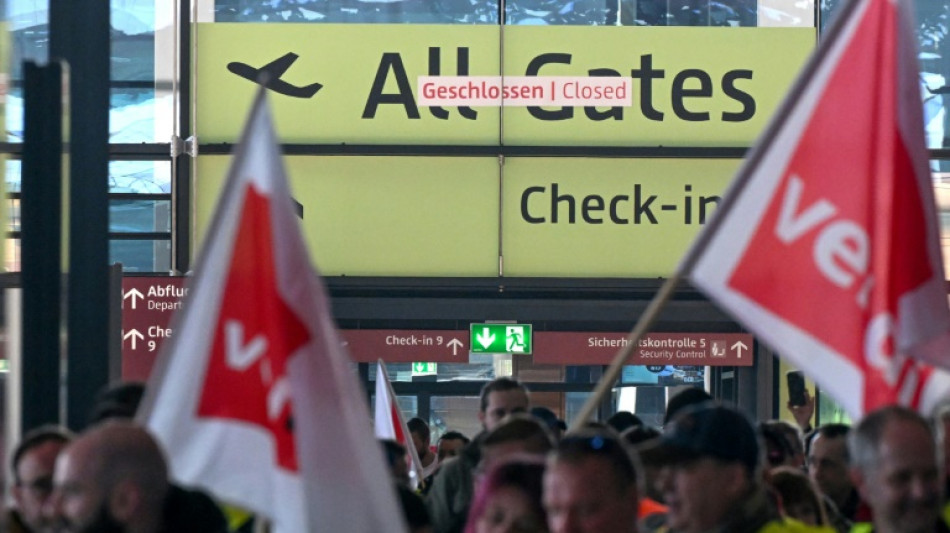 Tausende Fl&uuml;ge gestrichen: Warnstreiks legen Flugverkehr in Deutschland lahm