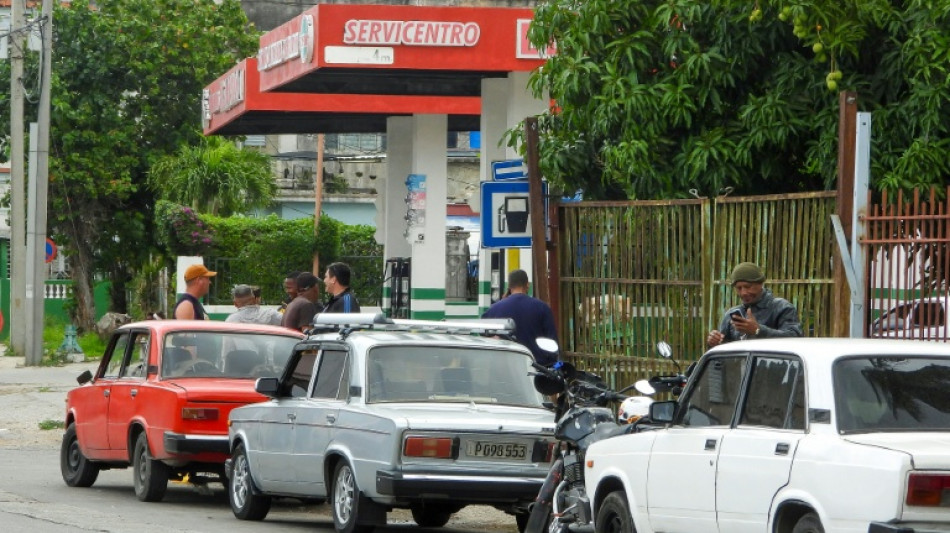 Accabl&eacute;s par la crise, les Cubains pr&ocirc;nent le dialogue face aux menaces de Trump