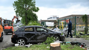 Tornado verw&uuml;stet Paderborn - Dutzende Verletzte